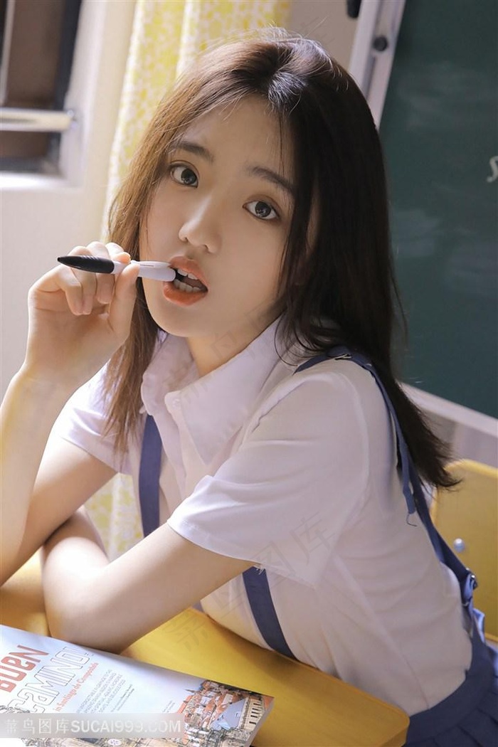 美女打开双腿扒开屁股眼直播